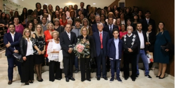 Delega&ccedil;&atilde;o de Olh&atilde;o: nova dire&ccedil;&atilde;o e condecora&ccedil;&atilde;o &agrave; anterior Presidente